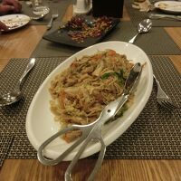 レストランでの夕食