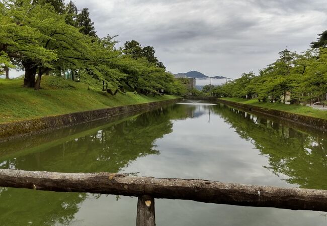 鶴岡公園