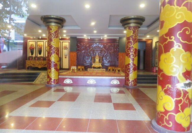 ベトナム トゥオン劇場