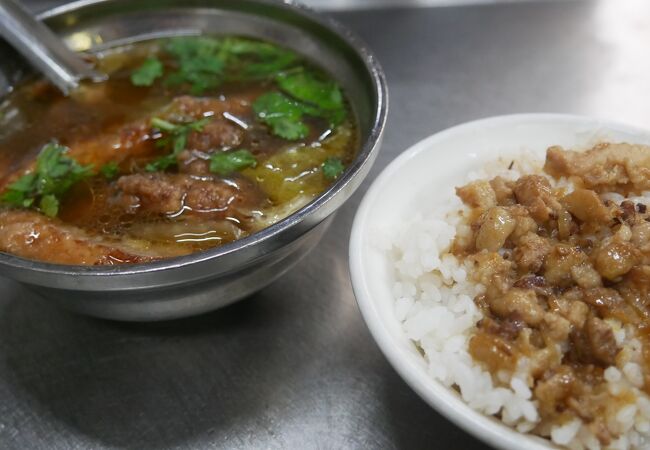 圳記紅焼鰻
