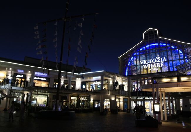 ヴィクトリア・ワーフ