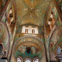 サン ヴィターレ教会