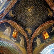 ガッラ プラチーディアの廟