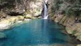 仁淀ブルーの神秘的な景色