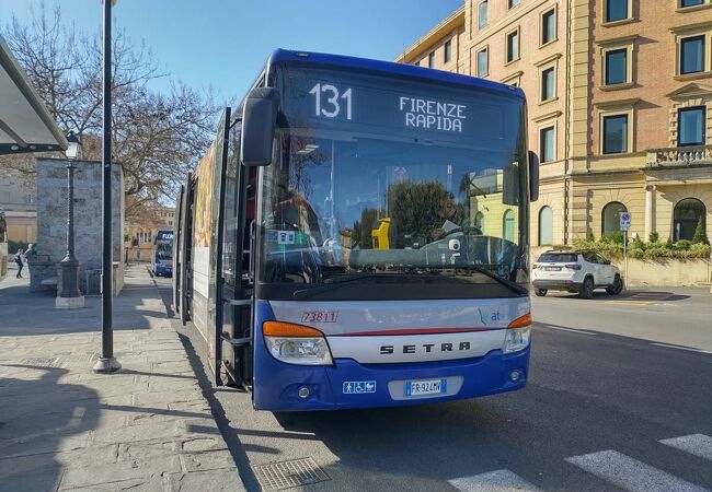 バスターミナル (シエナ)