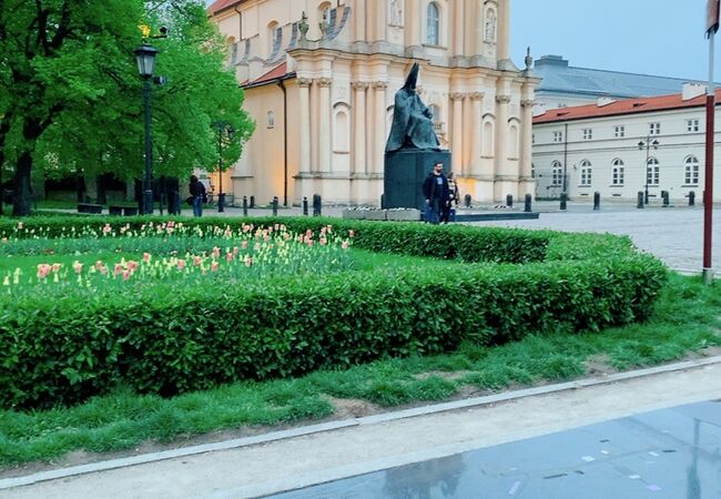 ショパンのベンチ