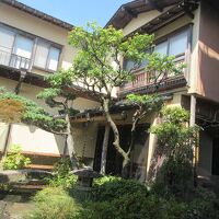 手入れが行き届き心地よいお庭