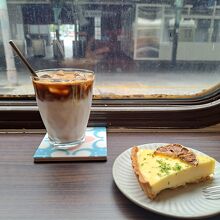 車両を使ったカフェ