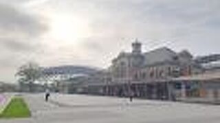 駅の工事は終わりかな