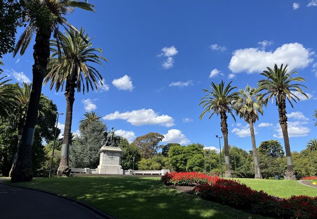 アレクサンドラ ガーデンズ