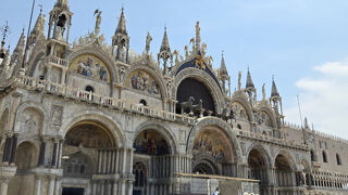 人！　人！　人！大賑わい