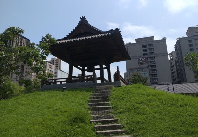 西本願寺広場 (萬華406号広場)