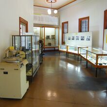 １階　各室は展示資料館