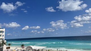 カンクンビーチ