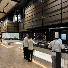 1階　ライブキッチン