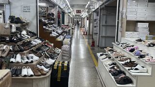 東大門靴卸売市場