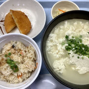 お手頃価格で沖縄料理の定食を