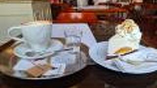 カフェ ルーブル