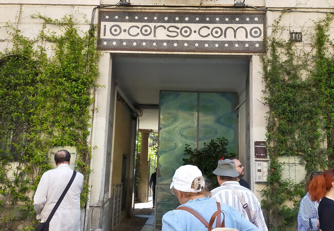 希少 ディエチコルソコモ 香水10 Corso Como ミラノ本店で購入 10 corso como (ディエチコルソコモ ) - 海外通販のBUYMA
