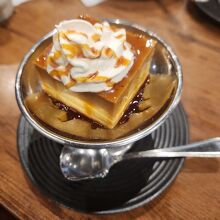 オリーブの丘プリン ￥290（税込￥319）