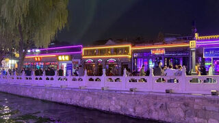 夜はバーでゆっくりがおすすめ