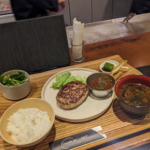 ランチメニューのハンバーグ