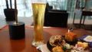 まずまずですが日系ラウンジのほうが少し上かな