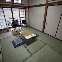 部屋（和室6畳＋広縁付き）
