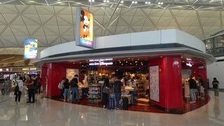 ディズニーストアー (香港国際空港店)