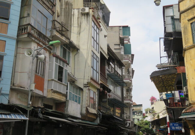 ルオングオッククイエン通り