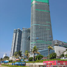 国内ではもっとも高層ビルの多いエリアといえるかも