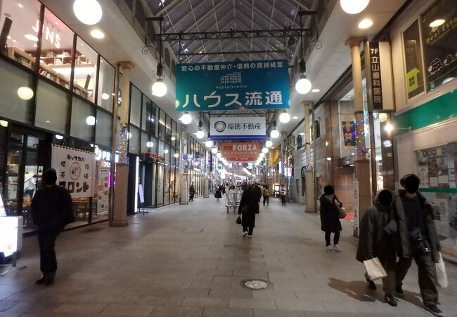 ベルナード観光通り