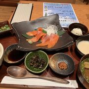 駅ビルで長野ご飯