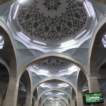 アリシェル・ナヴォイ駅