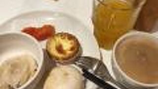 オリエンタルクラブラウンジ