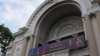 綺麗な建物です