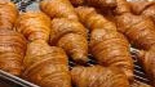 東京駅改札内のパン屋　Burdigala Tokyo