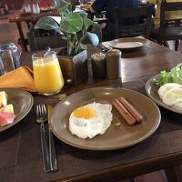 バイキング形式で、卵料理は目の前で焼いてくれます。