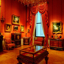 ただ、ただ優雅です。フランス絵画の間