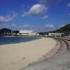 小さな子供でも安全に海遊び