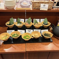 朝食にはお茶漬けコーナーがありました
