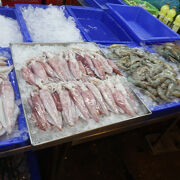 ホアヒンの食を支える市場