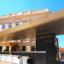 アルベルティーナ美術館