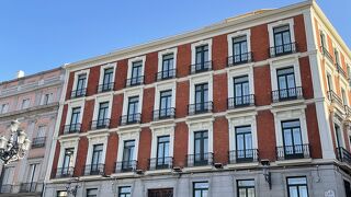 イントゥール パラシオ サン マルティン