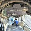 エドゥサ駅からの乗り換えで利用
