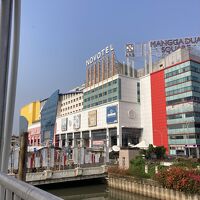 マンガドゥアスクエアの NOVOTEL