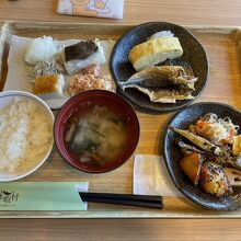 朝食ビュッフェ