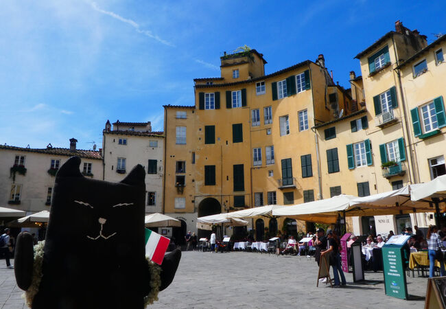 円形闘技場広場