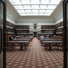 美しいreading room