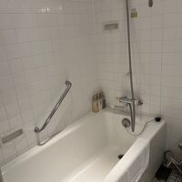 大きめのバスタブでゆっくり